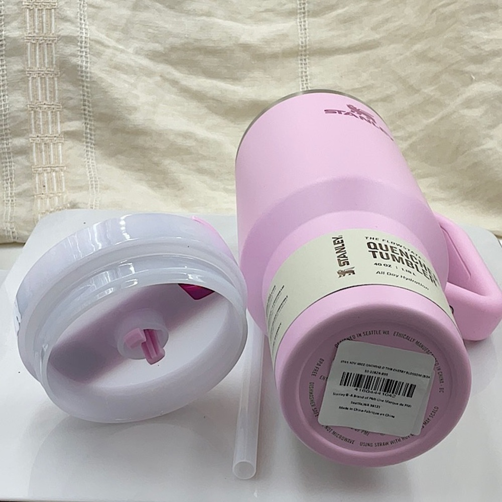 Brand New Stanley 40oz Quencher H2.0 Tumbler Cherry Blossom Pink - Picture 7 of 10